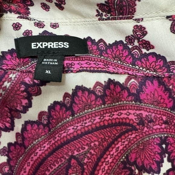 Paisley Short Sleeve Button Up Top - Picture 5 of 7